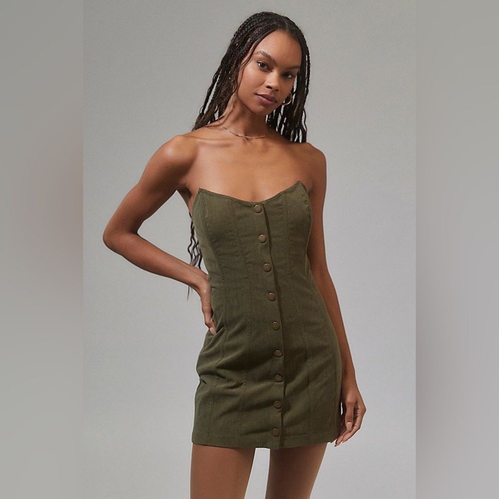urban outfitters green corduroy dress | Dresses | Urban Outfitters Cali Strapless Corset Mini Size Medium 123sale115